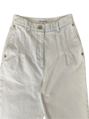 CHANEL  High-Waisted Pleated Women Jeans Sz 34 Light Wash